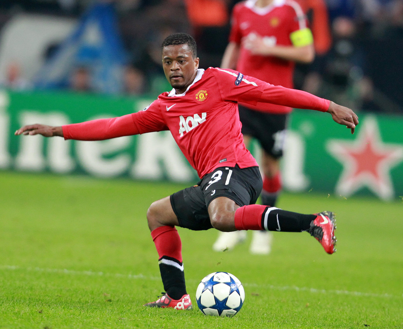 警醒俱球队 警醒俱球队